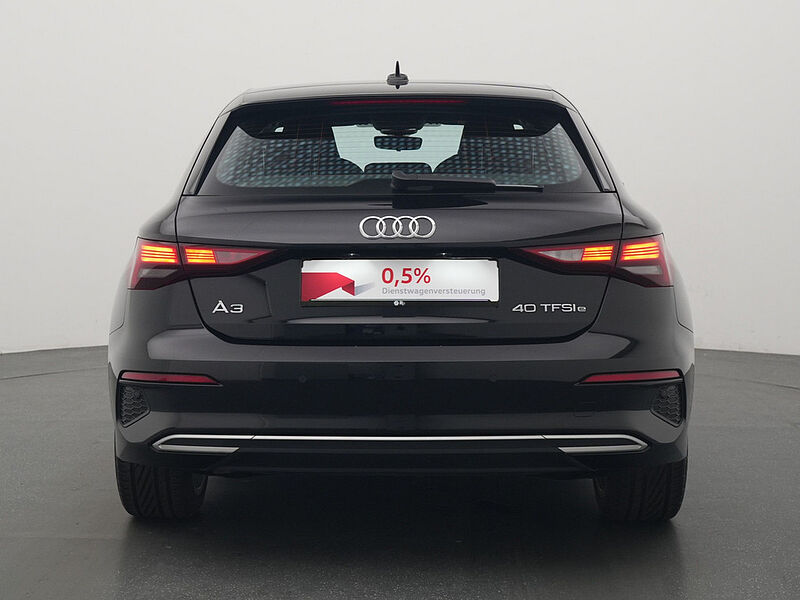 Audi A3 Sportback 40 e advanced LED VIRT SHZ PDC ACC