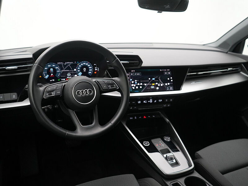 Audi A3 Sportback 40 e advanced LED VIRT SHZ PDC ACC