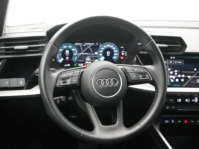 Audi A3 Sportback 40 e advanced LED VIRT SHZ PDC ACC