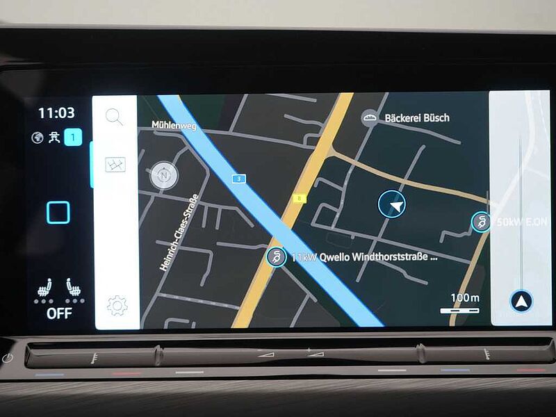 Volkswagen Golf VIII eHybrid Style DSG CARPLAY KAM SHZ PDC