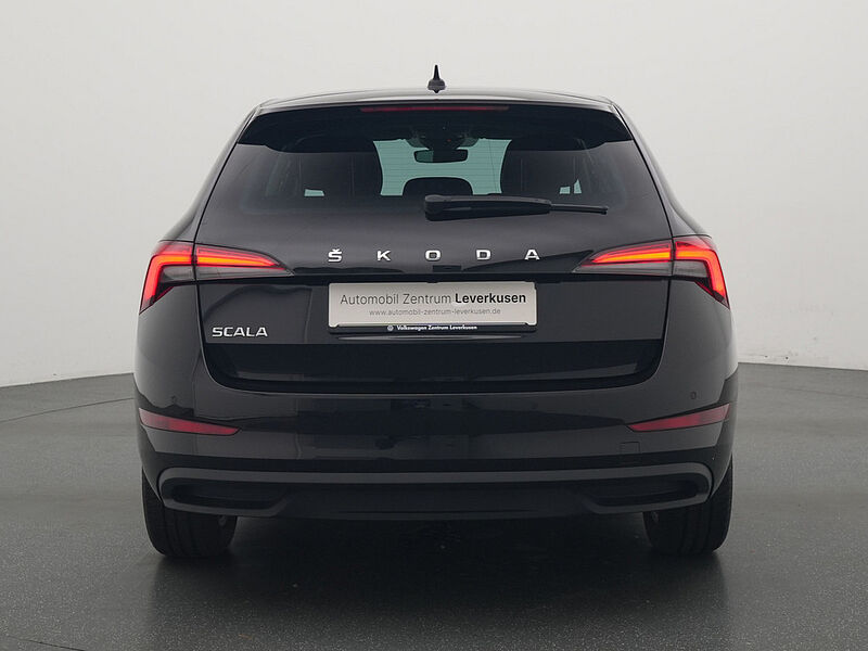 SKODA SCALA Tour DSG AHK ACC CARPLAY VIRT LED SHZ PDC
