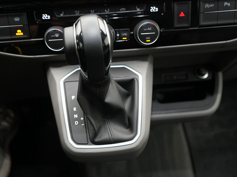 Volkswagen T6.1 California Ocean Edition 4Motion AHK NAVI