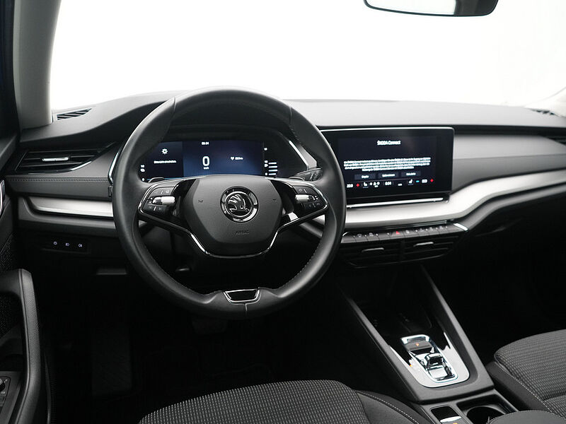 SKODA OCTAVIA Combi Ambition DSG SHZ PDC VIRT LED