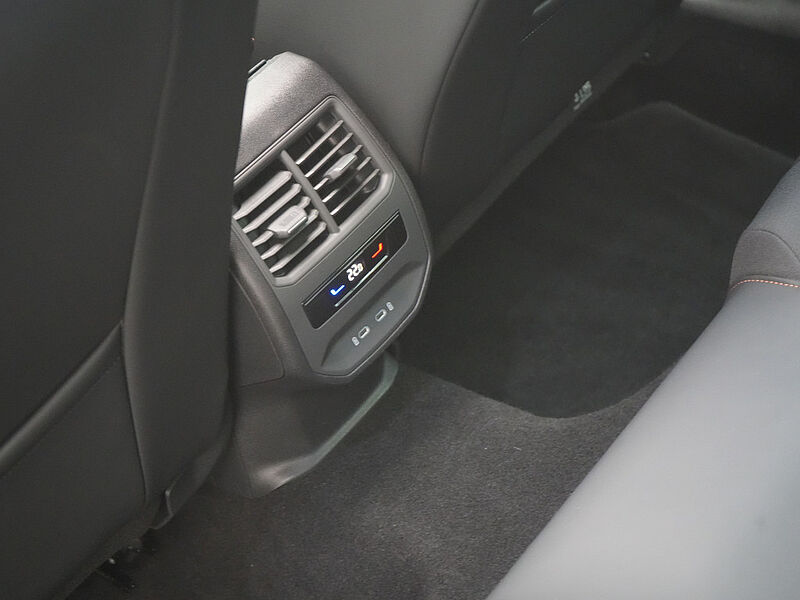 CUPRA Formentor VZ DSG VIRT LED LEDER PDC NAVI PANO