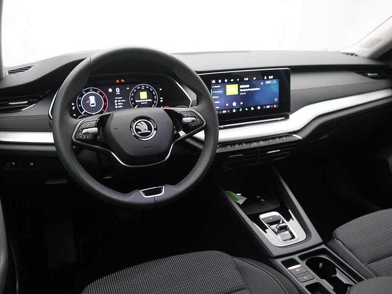 SKODA OCTAVIA Combi Selection DSG VIRT AHK KAM CARPLAY