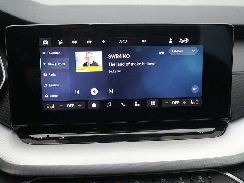 SKODA OCTAVIA Combi Selection DSG VIRT AHK KAM CARPLAY