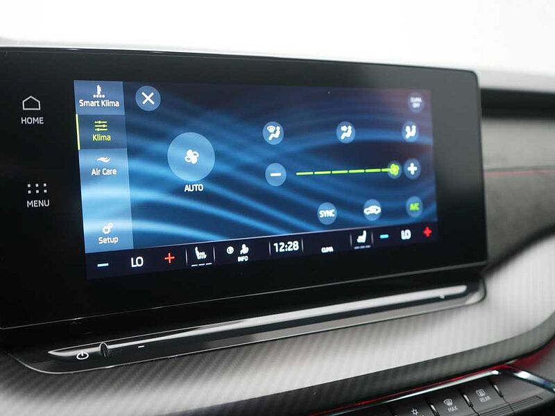 SKODA OCTAVIA Combi iV RS DSG VIRT CARPLAY LED SHZ PDC