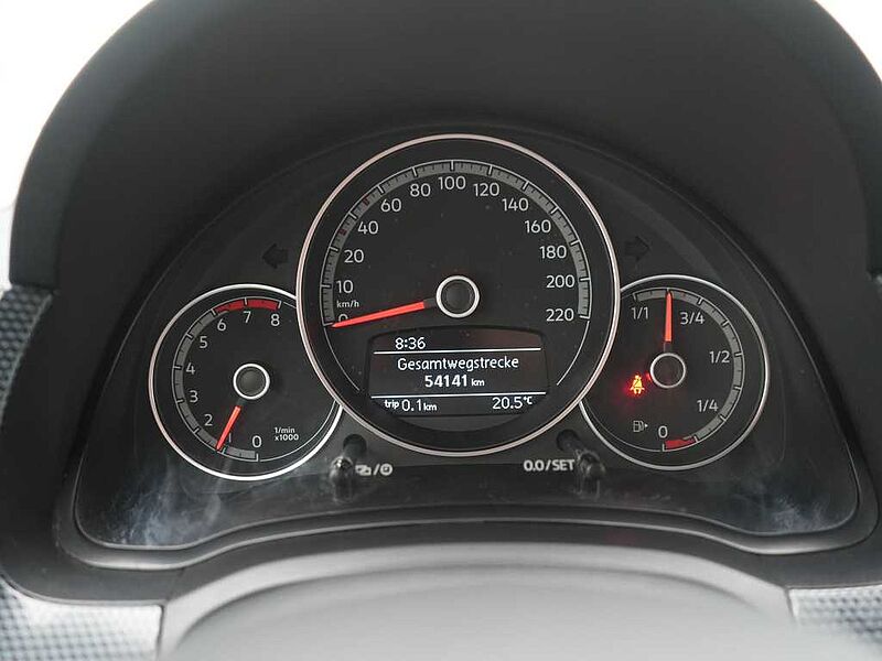 Volkswagen up! PORT NAVI SHZ PDC KAM KLIMA