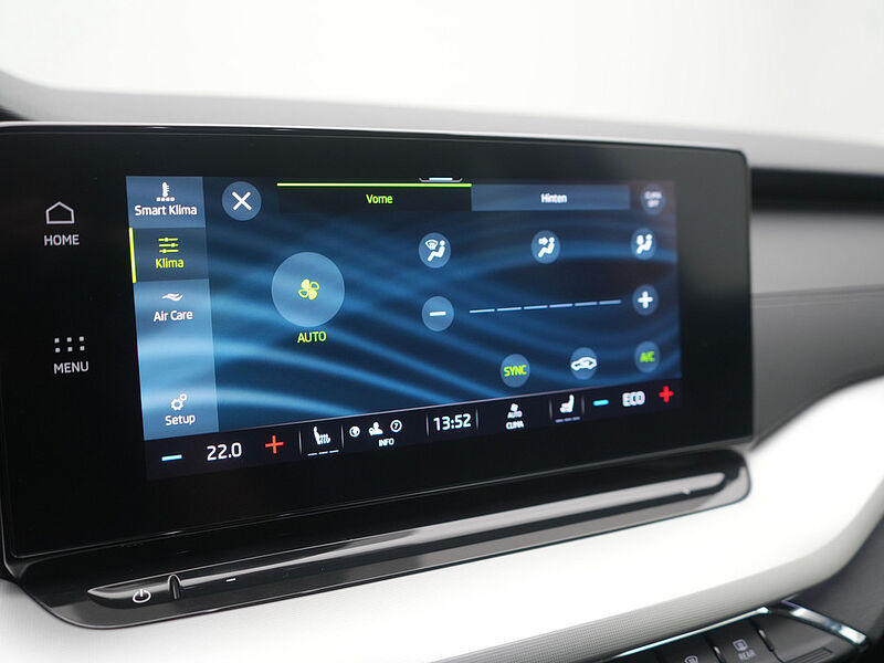 SKODA OCTAVIA Combi Ambition DSG CARPLAY 4xSHZ PDC