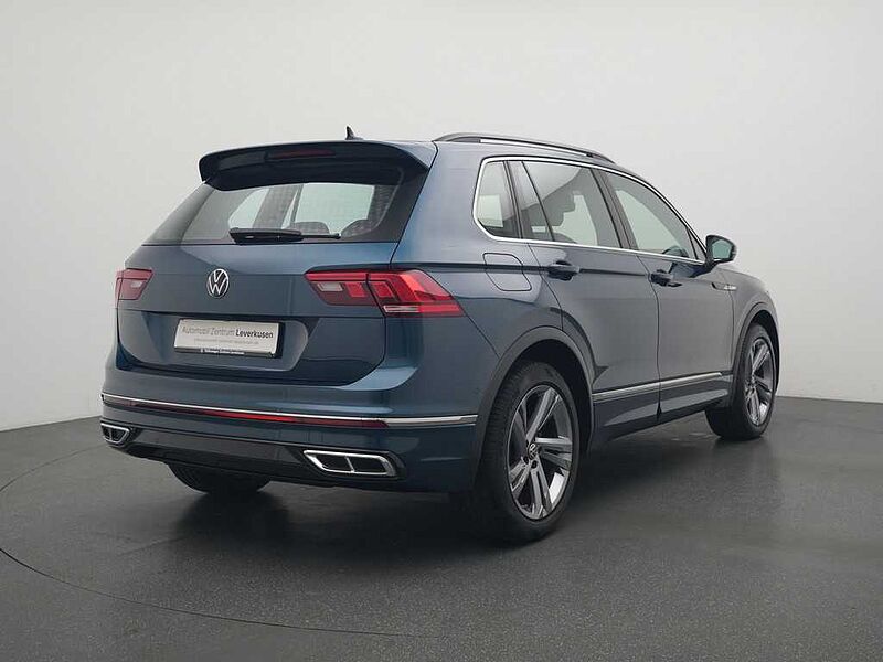 Volkswagen Tiguan R-Line PANO HUD AHK VIRT KAM SHZ DSG