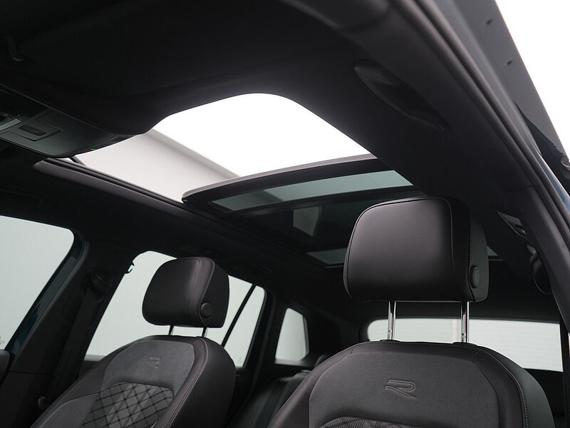 Volkswagen Tiguan R-Line PANO HUD AHK VIRT KAM SHZ DSG