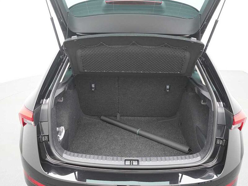 SKODA SCALA Tour DSG AHK ACC VIRT LED SHZ CARPLAY PDC