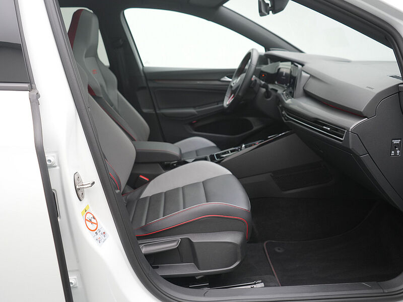 Volkswagen Golf VIII GTI PANO MATRIX H/K HUD ACC LEDER NAVI