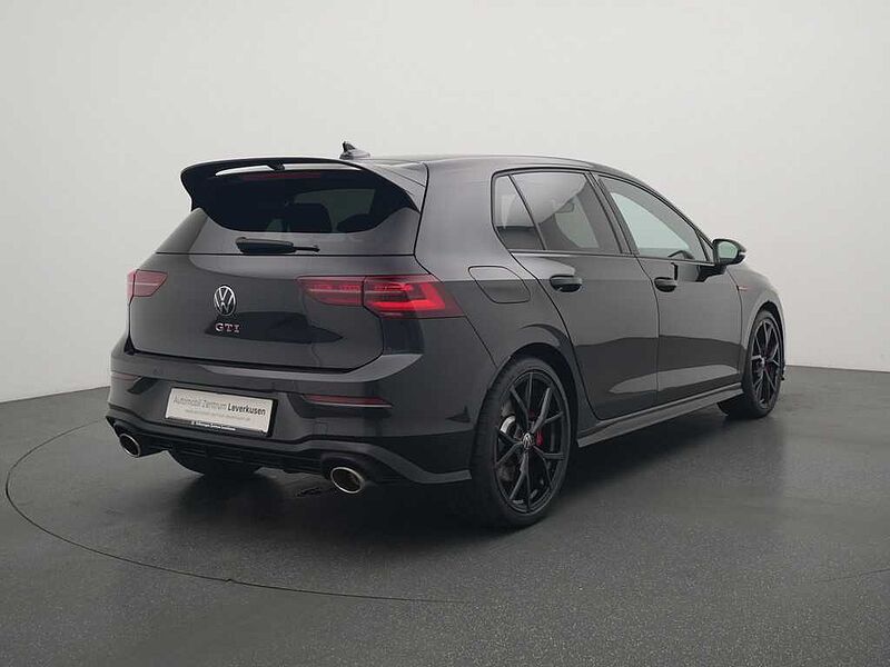 Volkswagen Golf VIII GTI Clubsport DCC NAVI KEYLESS VIRT