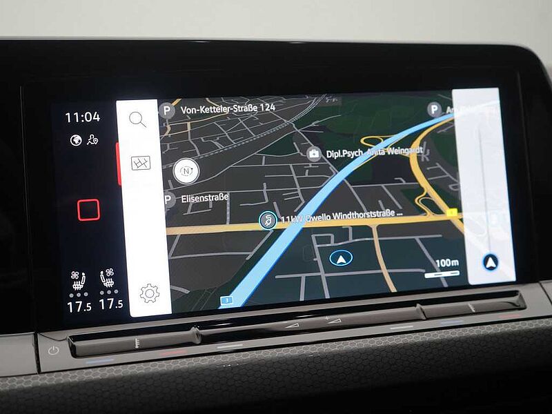 Volkswagen Golf VIII GTI CARPLAY KEYLESS DCC SHZ PDC PANO