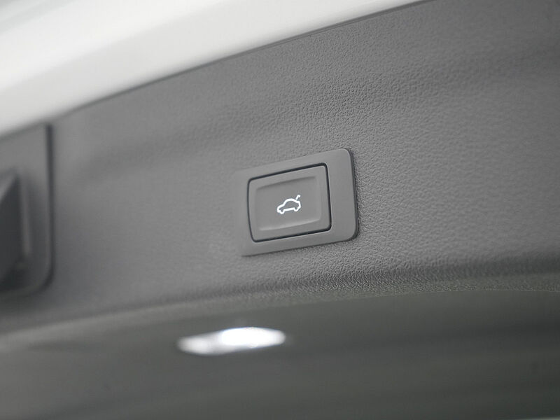 Audi A6 Avant 50 quattro Sport NAVI VIRT KAM SHZ