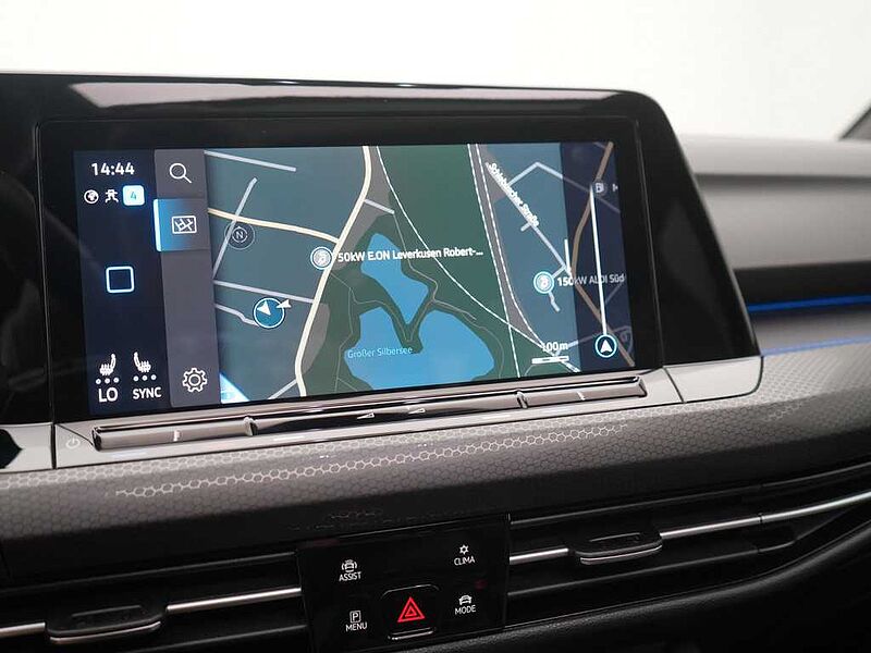 Volkswagen Golf VIII GTI DSG MATRIX PANO AHK SHZ KAM ACC