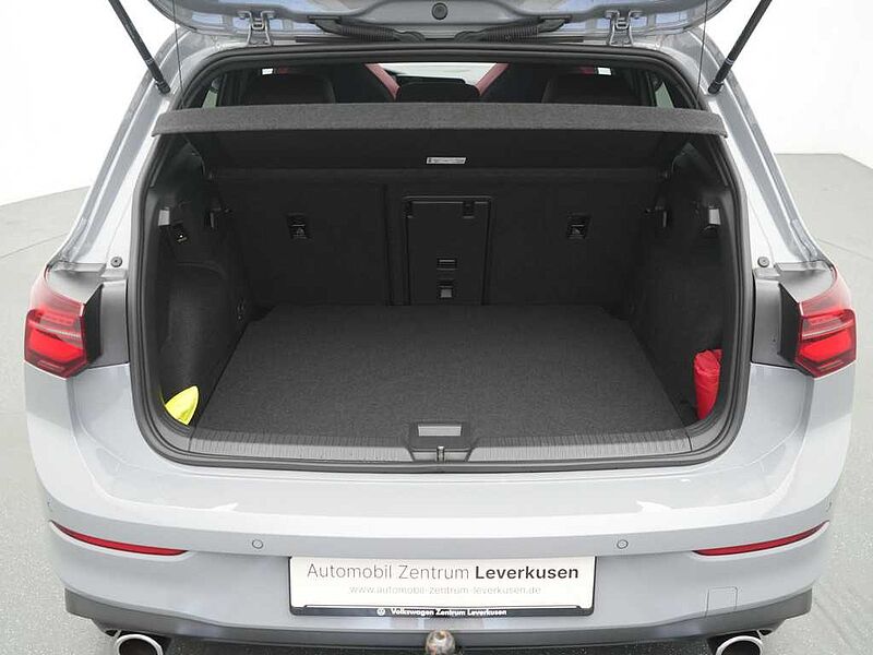 Volkswagen Golf VIII GTI DSG MATRIX PANO AHK SHZ KAM ACC