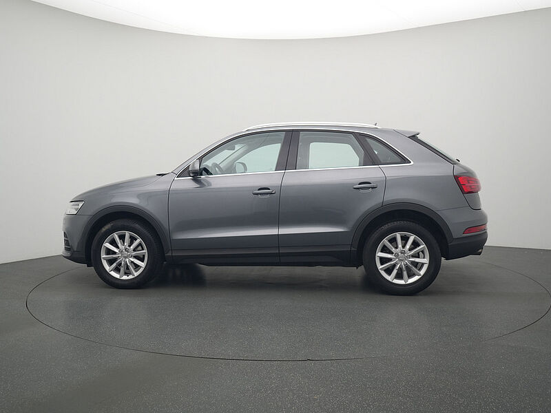 Audi Q3 S-TRON AHK NAVI PANO SHZ PDC XENON