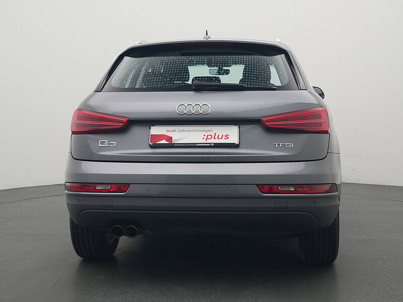 Audi Q3 S-TRON AHK NAVI PANO SHZ PDC XENON