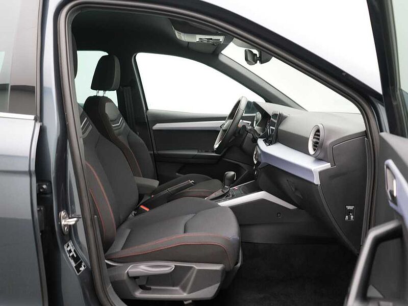 SEAT Arona FR TSI DSG SHZ KAM LED ACC PDC