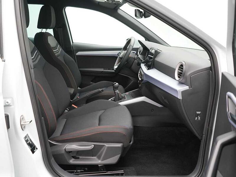 SEAT Arona TSI FR ACC VIRT NAVI KAM SHZ PDC