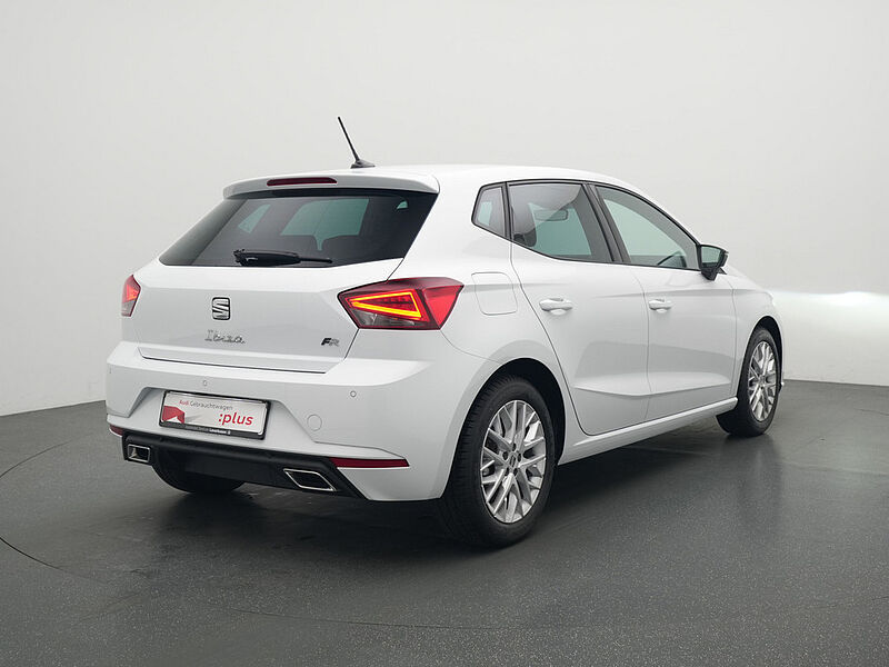 SEAT Ibiza TSI FR ACC NAVI KAM SHZ LED