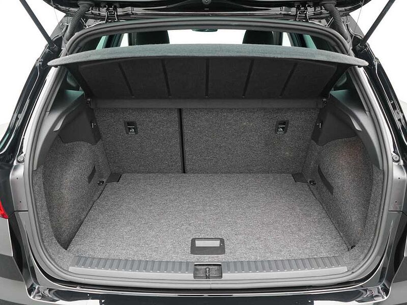 SEAT Arona FR TSI DSG SHZ KAM LED ACC PDC