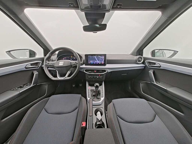 SEAT Arona TSI FR KEYLESS NAVI VIRT SHZ KAM ACC PDC