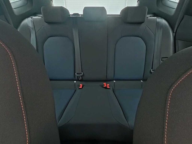 SEAT Arona TSI FR KEYLESS NAVI VIRT SHZ KAM ACC PDC