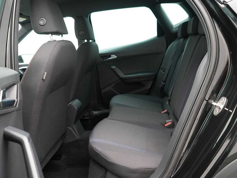 SEAT Arona TSI FR DSG NAVI VIRT LED KEYLESS ACC KAM