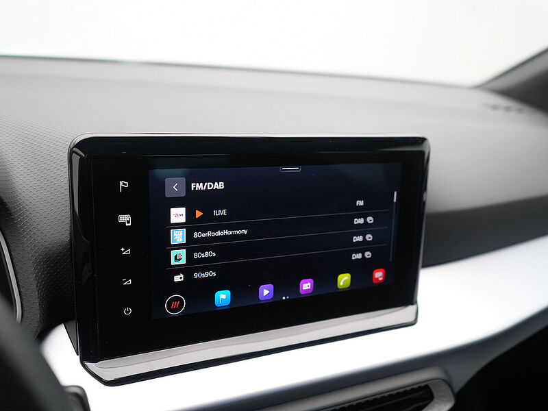 SEAT Arona TSI FR DSG NAVI VIRT LED KEYLESS ACC KAM