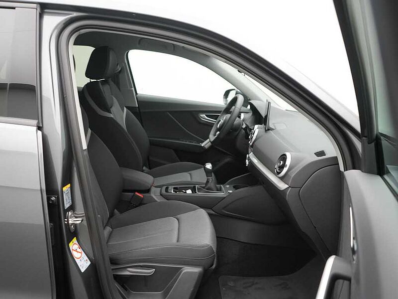 Audi Q2 S line AHK LED VIRT SHZ CARPLAY PDC LED