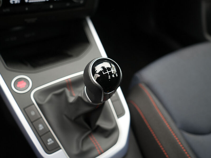 SEAT Arona FR SPORTSITZE ACC KAM SHZ NAVI VIRT