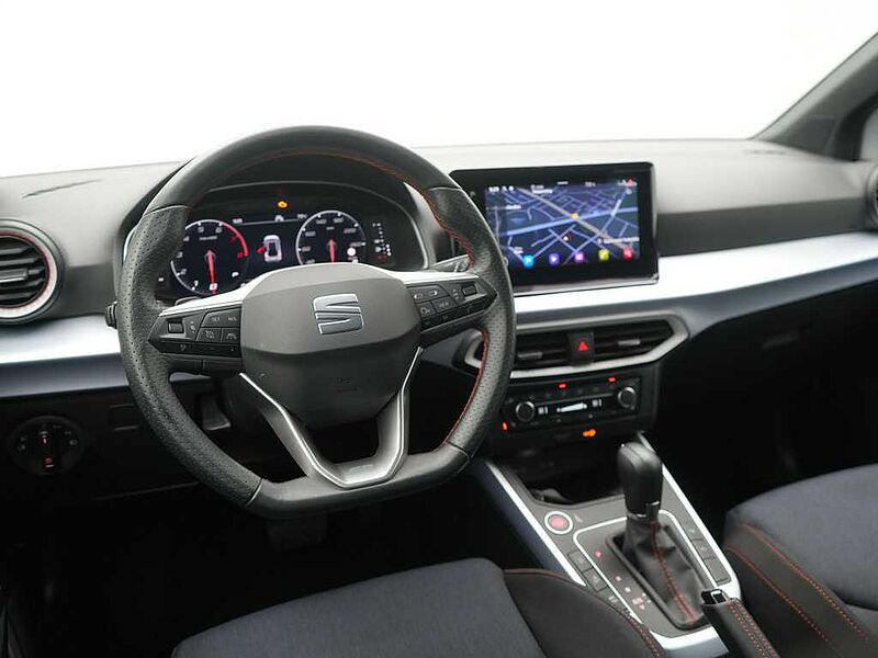 SEAT Arona FR TSI ACC LED NAVI KAM SHZ PDC