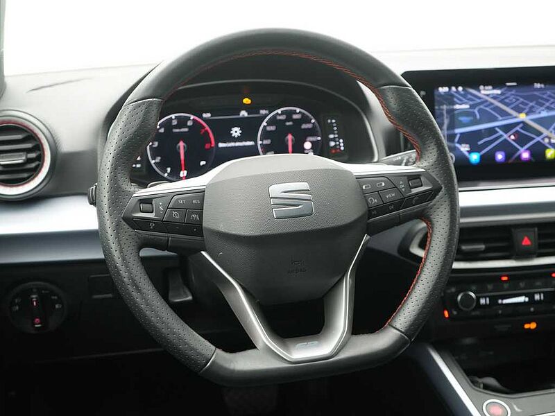 SEAT Arona FR TSI ACC LED NAVI KAM SHZ PDC