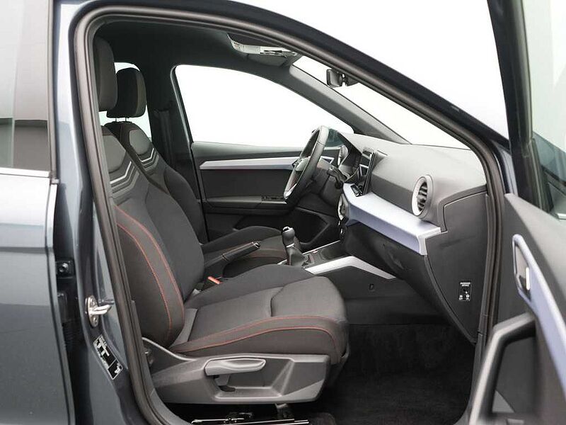 SEAT Arona TSI FR SPORTSITZE NAVI VIRT KAM LED SHZ