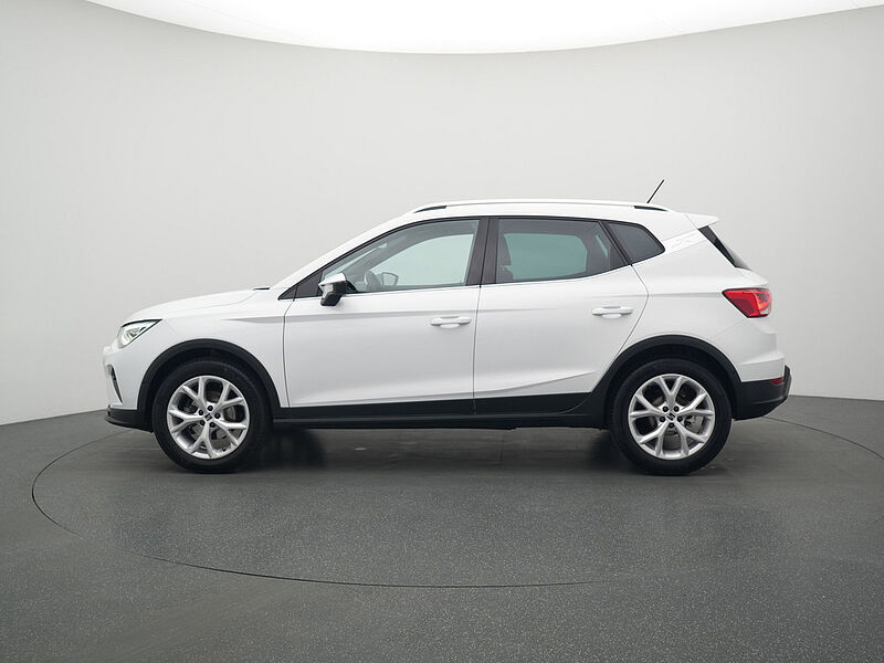 SEAT Arona FR TSI NAVI VIRT ACC KAM LED SHZ