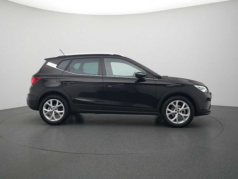 SEAT Arona FR TSI NAVI VIRT ACC KAM LED SHZ