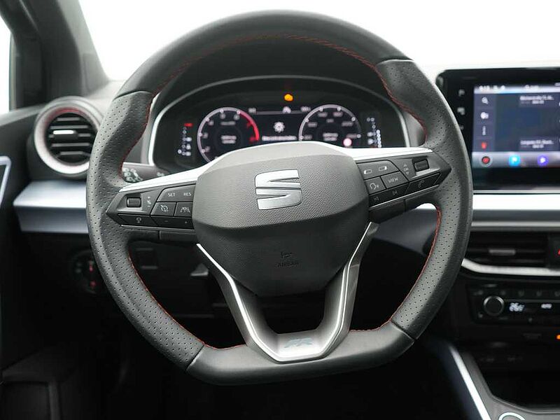SEAT Arona FR TSI NAVI VIRT ACC KAM LED SHZ
