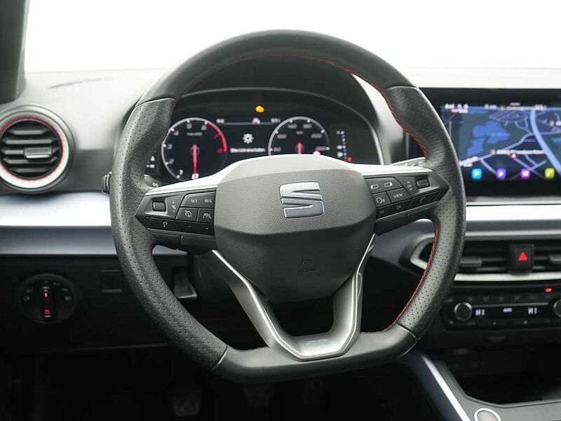 SEAT Arona FR TSI NAVI VIRT ACC KAM LED SHZ PDC