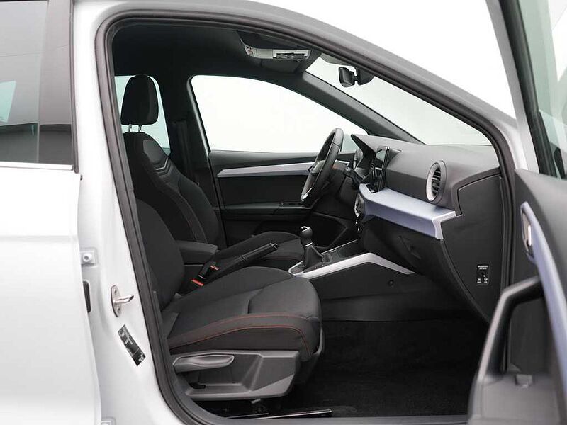 SEAT Arona FR ACC KAM NAVI SHZ LED PDC