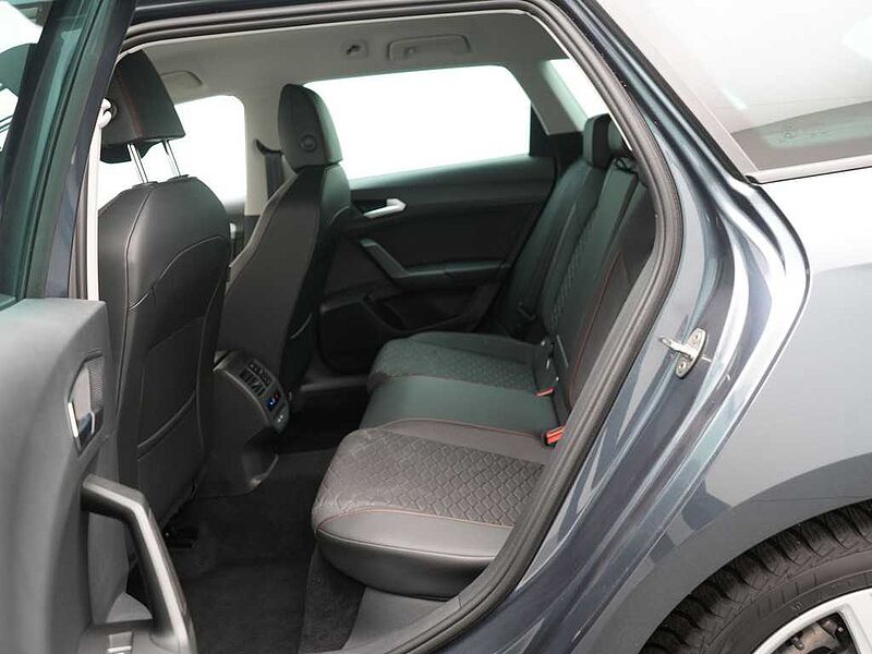 SEAT Leon Sportstourer FR VIRT APP NAV KAM PDC