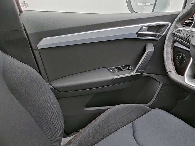 SEAT Arona FR ACC NAVI KAM SHZ LED