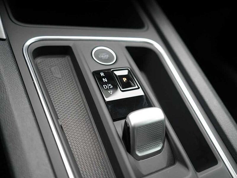 SEAT Leon ST FR DSG CARPLAY VIRT ACC NAVI SHZ PDC