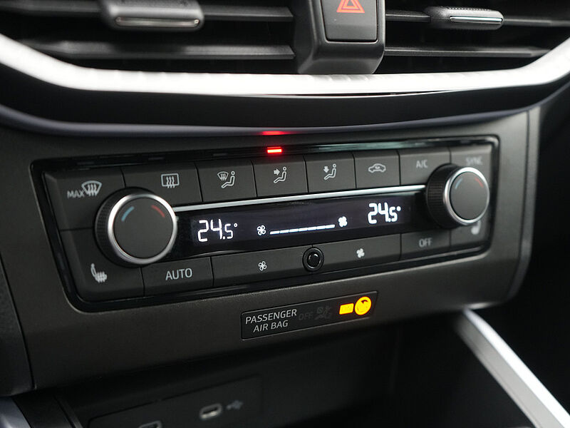 SEAT Arona FR TSI APP CONNECT NAVI VIRT ACC KAM SHZ