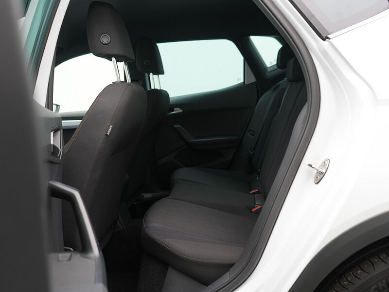 SEAT Arona TSI FR APP CONNECT SPORTSITZE LED PDC SHZ