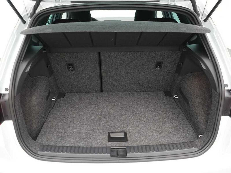 SEAT Arona TSI FR ACC VIRT APP CONNECT NAVI KAM PDC