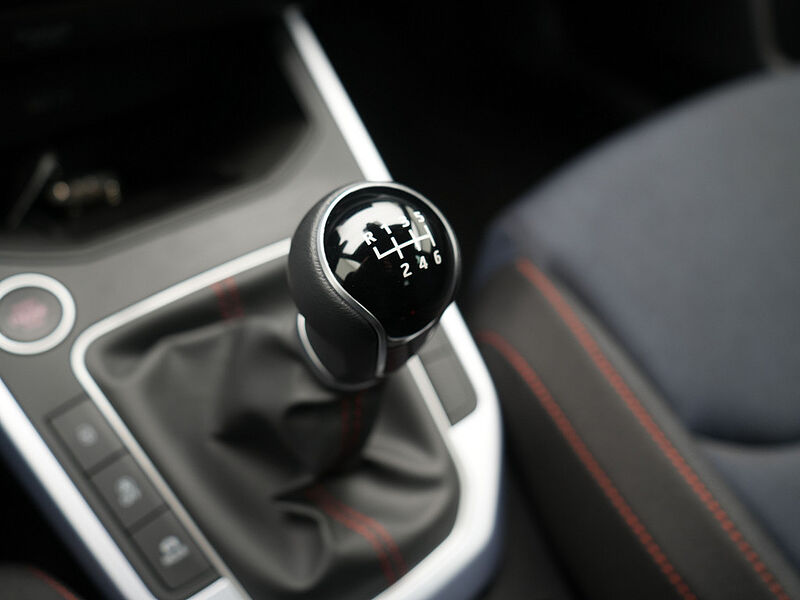 SEAT Arona VIRT KAM ACC KEYLESS SHZ