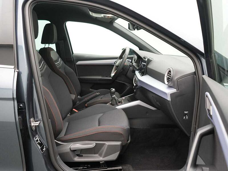 SEAT Arona VIRT KAM ACC KEYLESS SHZ